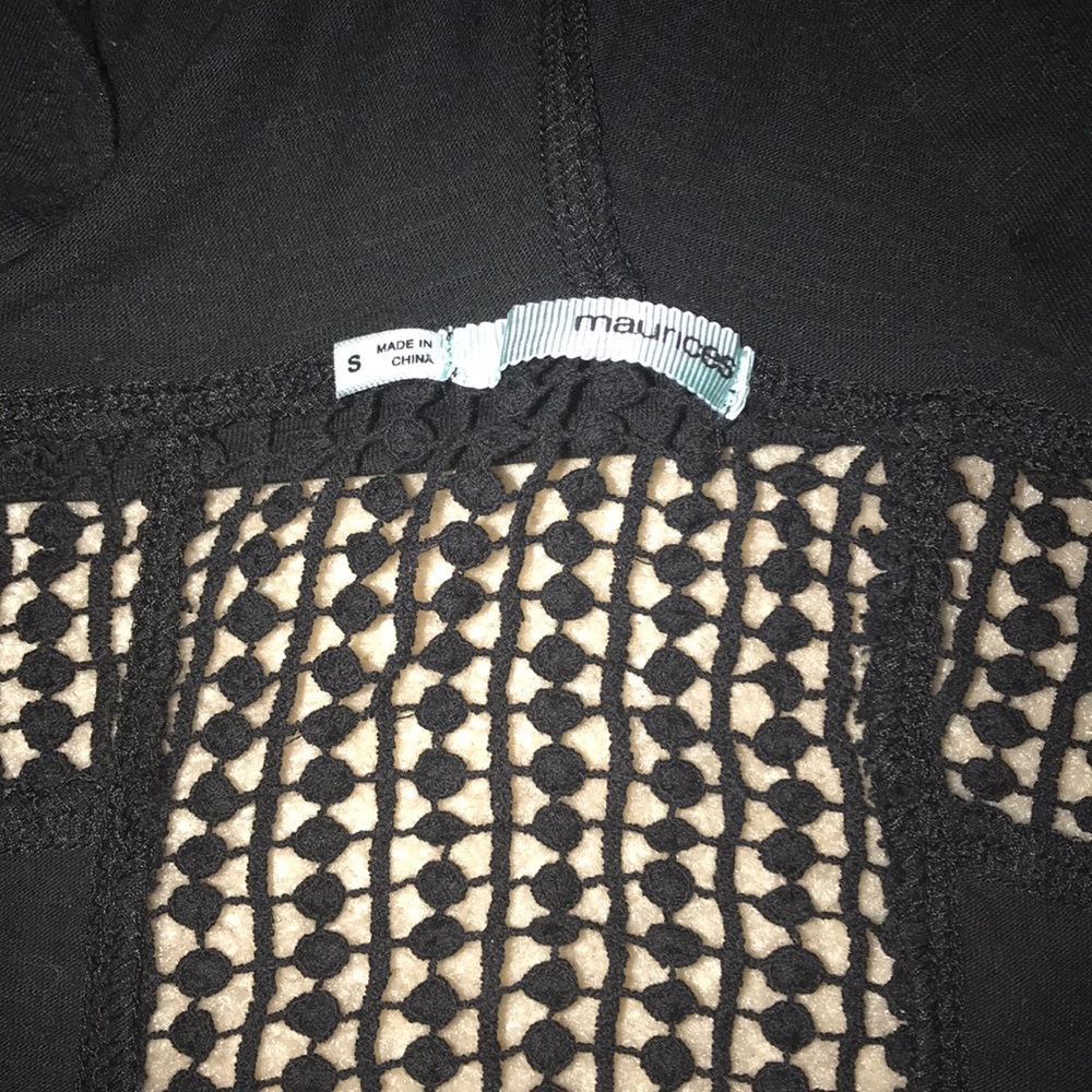 Black layer top - Picture 2 of 3